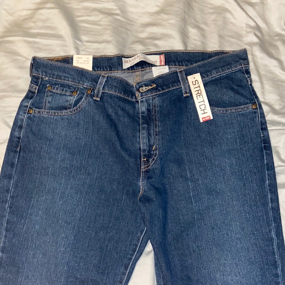 Levi’s Women’s Low-rise Bootcut Jeans